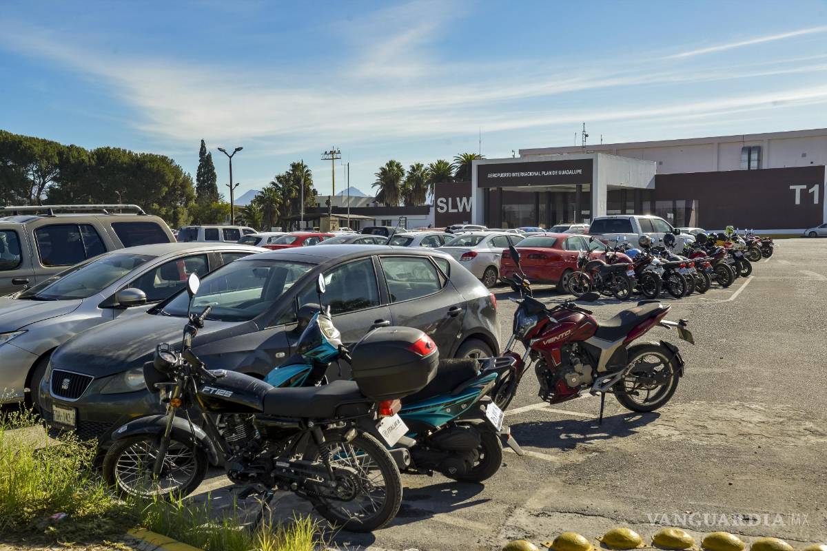 $!La terminal aérea ha propuesto desfogar la ocupación del estacionamiento en un predio cercano.