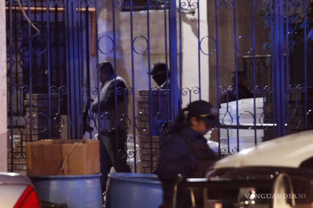 $!Autoridades catean edificio de la Sección 5 del SNTE en Saltillo