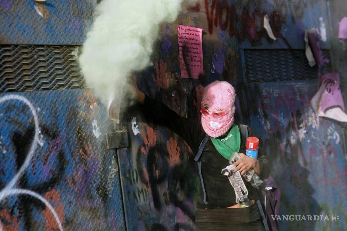 8M: Entre el dolor y la rabia con el grito de “Ni una más” miles de mujeres toman las calles en México (fotos)