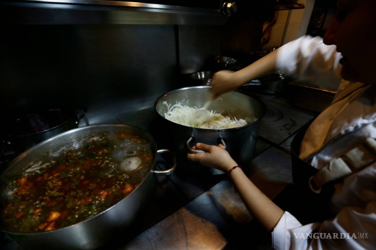 $!Chinampas unen a cocineros y a granjeros