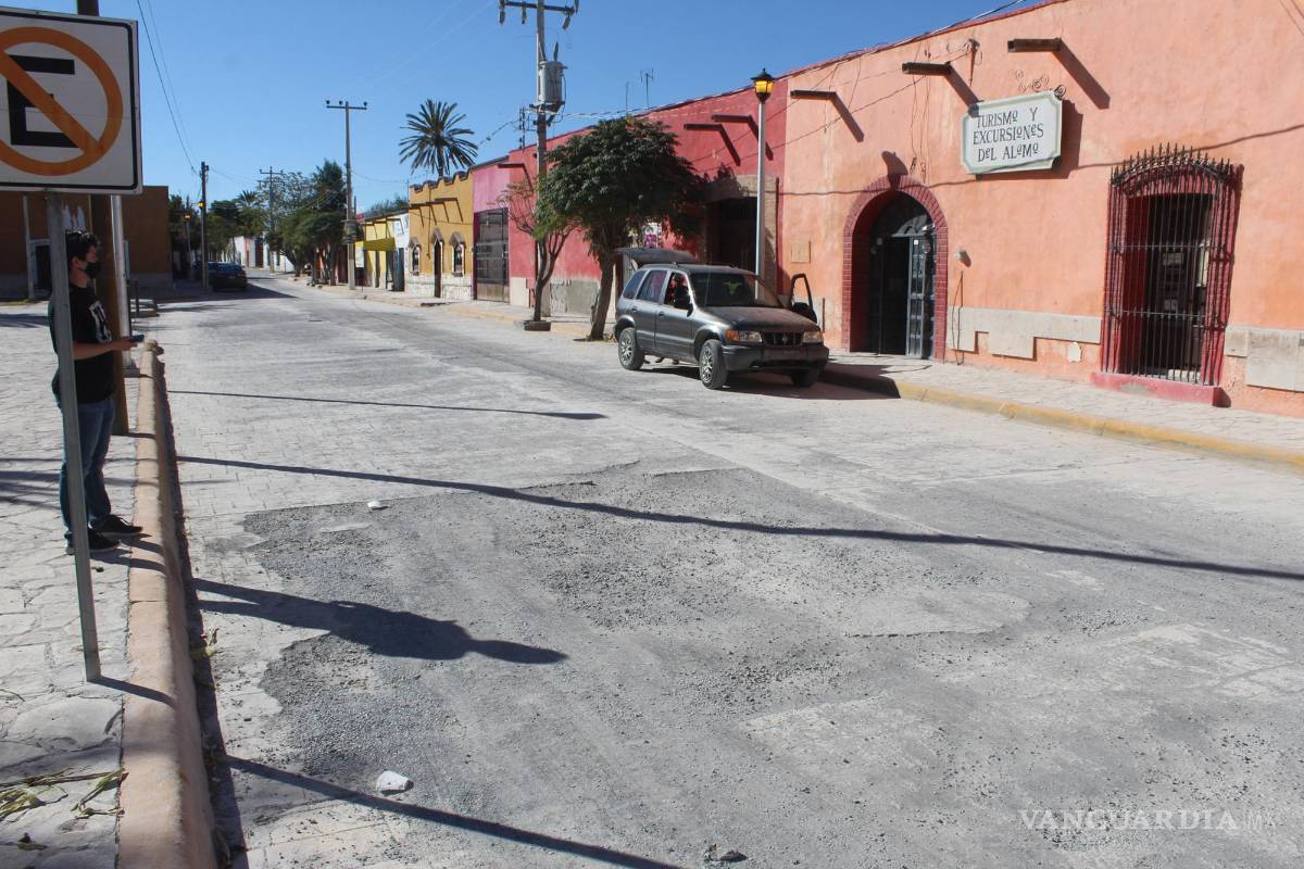 $!La calle de la presidencia luce desgastada. Pobladores señalan la falta de acciones en los últimos años.