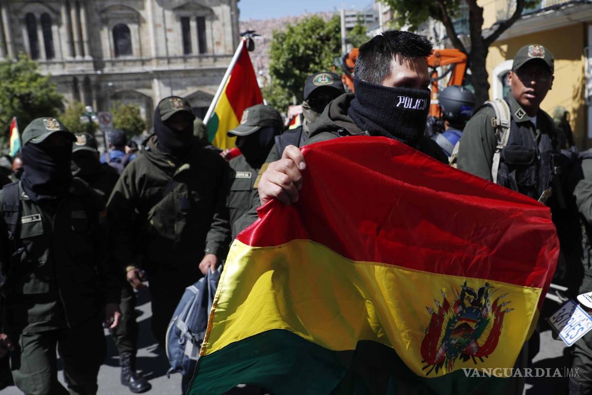Crisis en Bolivia: Renuncian gobernador y alcaldes por conflicto