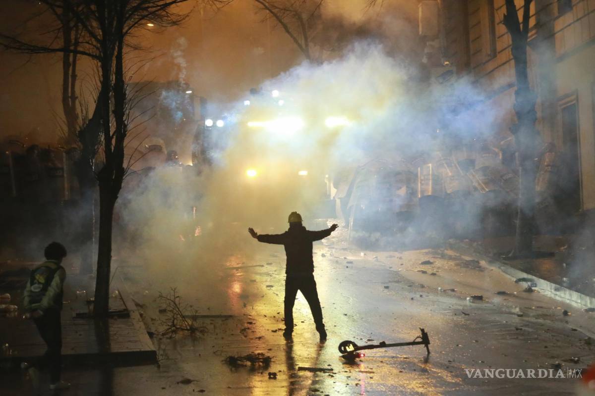 Más de 40 hospitalizados dejan protestas en Georgia