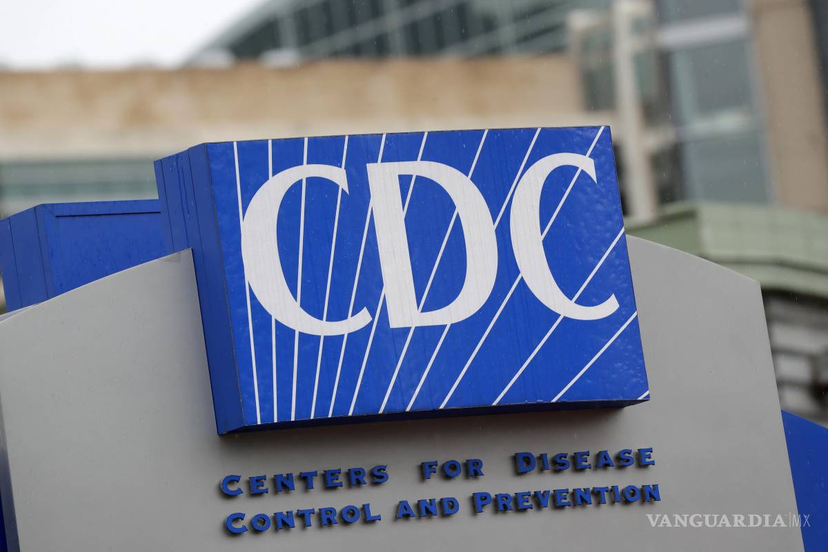 Despiden mil 300 empleados de los CDC ante recortes bajo gobierno de Trump