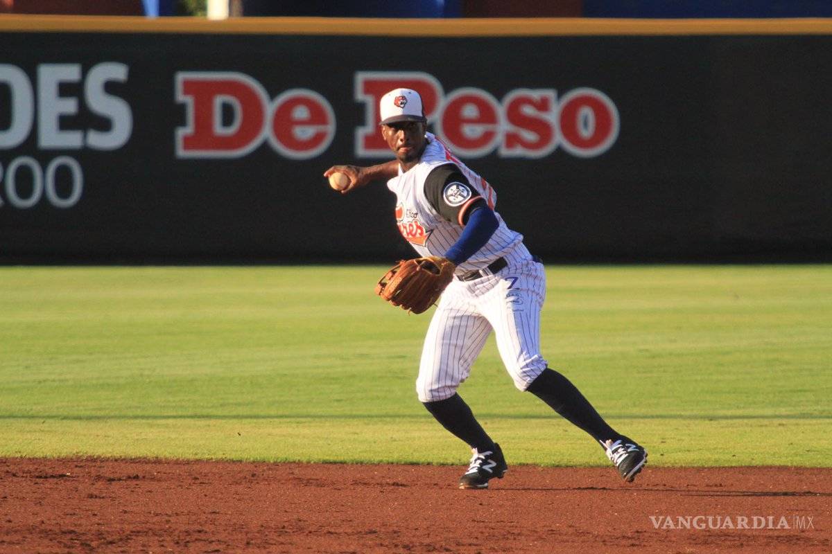 Los Tigres emparejan la serie