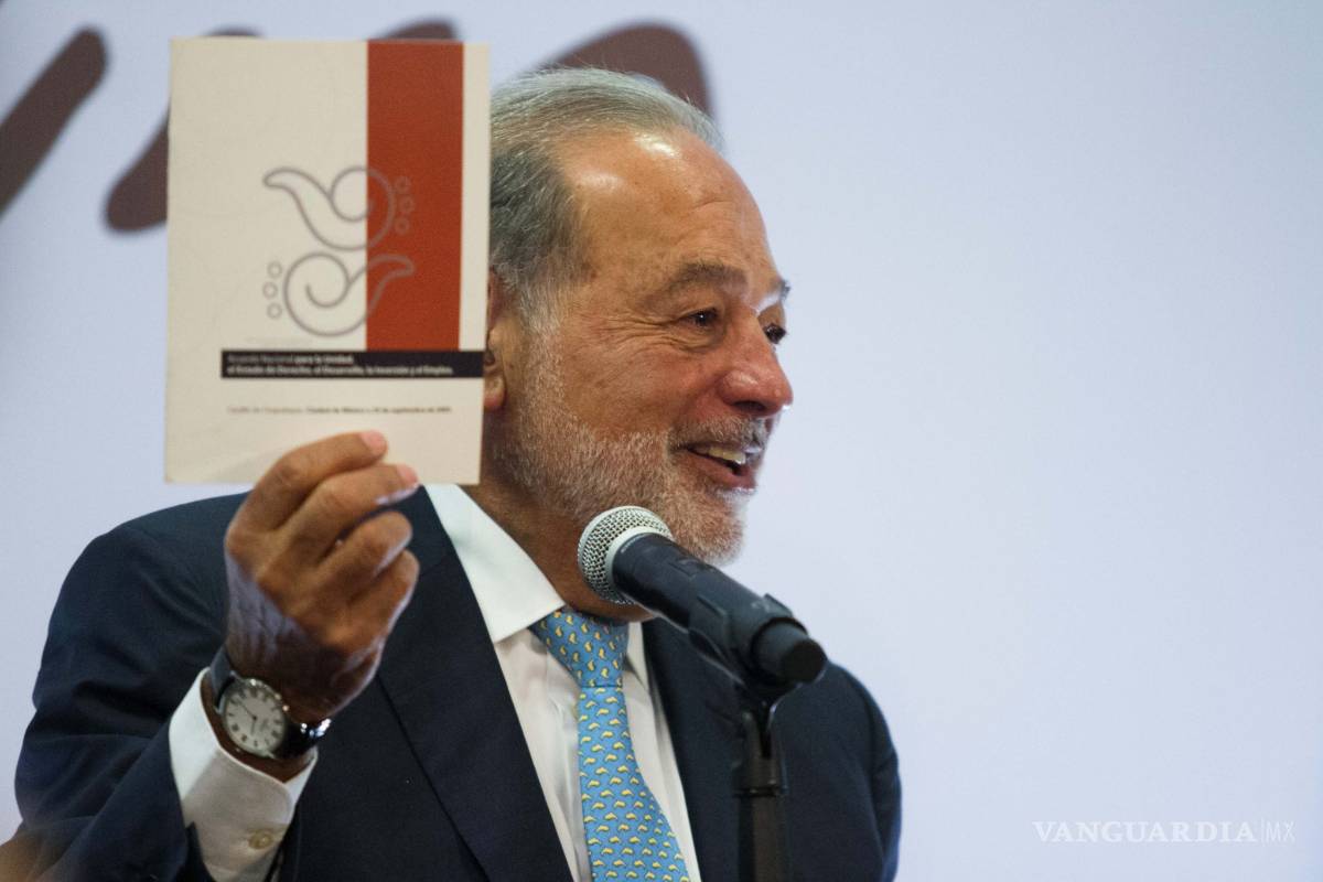 $!Peña Nieto no habló con Carlos Slim por NAIM: Presidencia