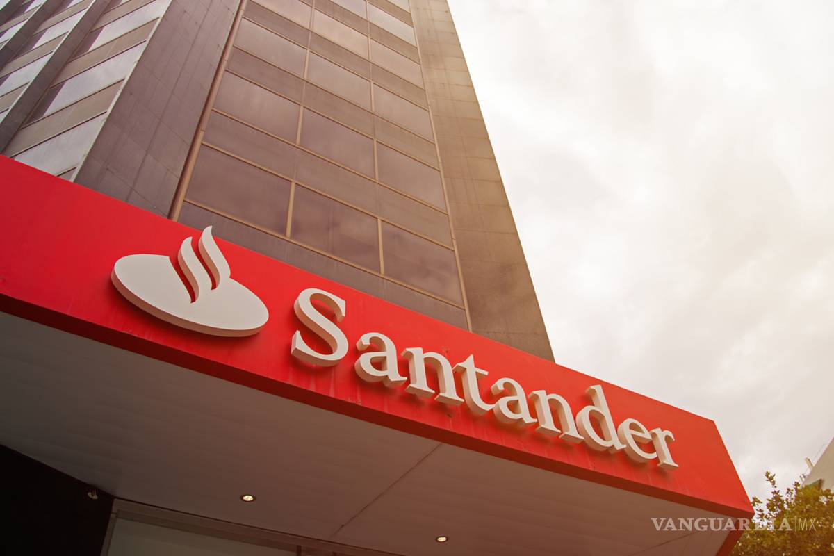 Santander quiere el control total de su filial en México