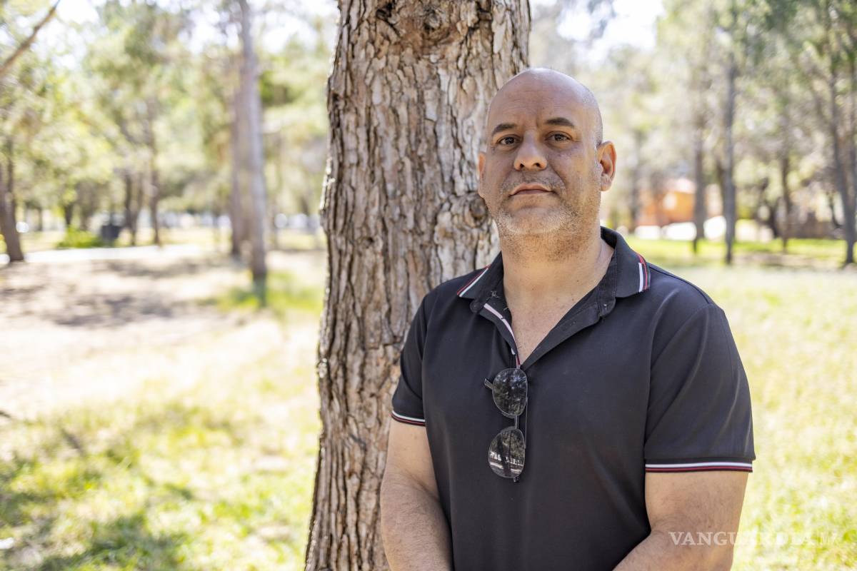 $!Fernando Montoya de 49 años, huyó de la dictadura en Cuba y encontró refugio en la ciudad de Saltillo.