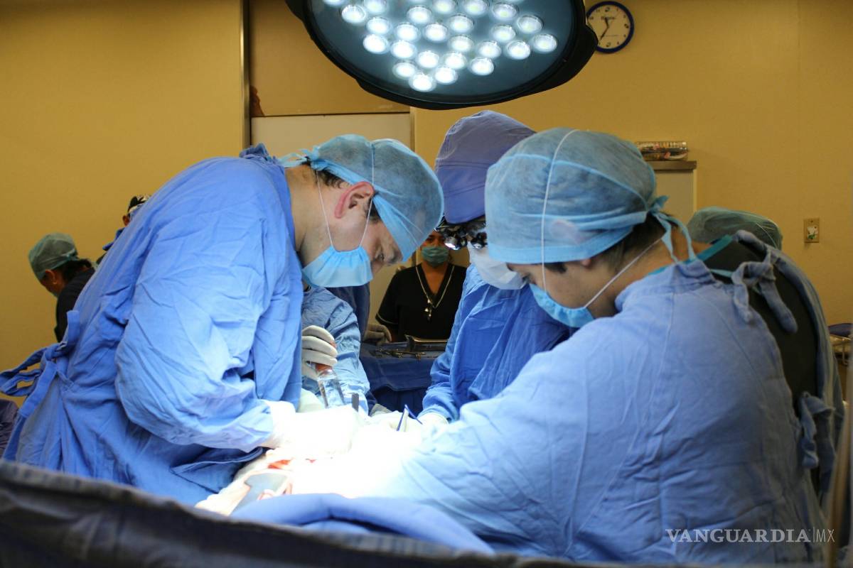 Posterga el IMSS más de 300 mil operaciones por COVID además de otras 330 mil en otros hospitales