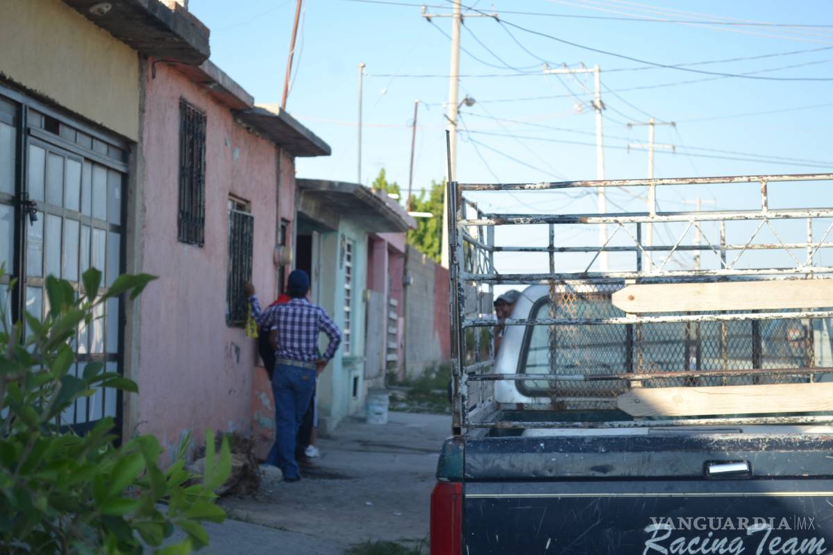 Se va del mundo por la puerta falsa