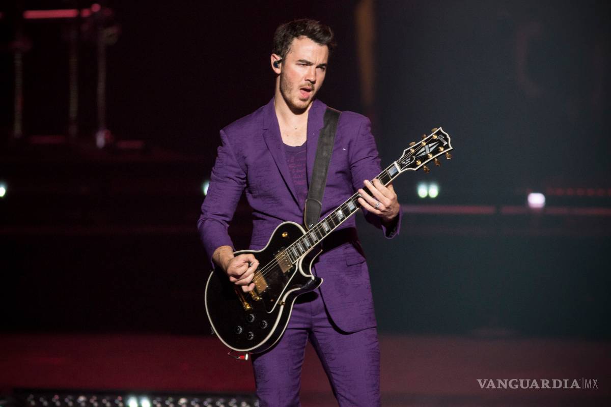 $!Los Jonas Brothers enloquecen a sus fans en Monterrey