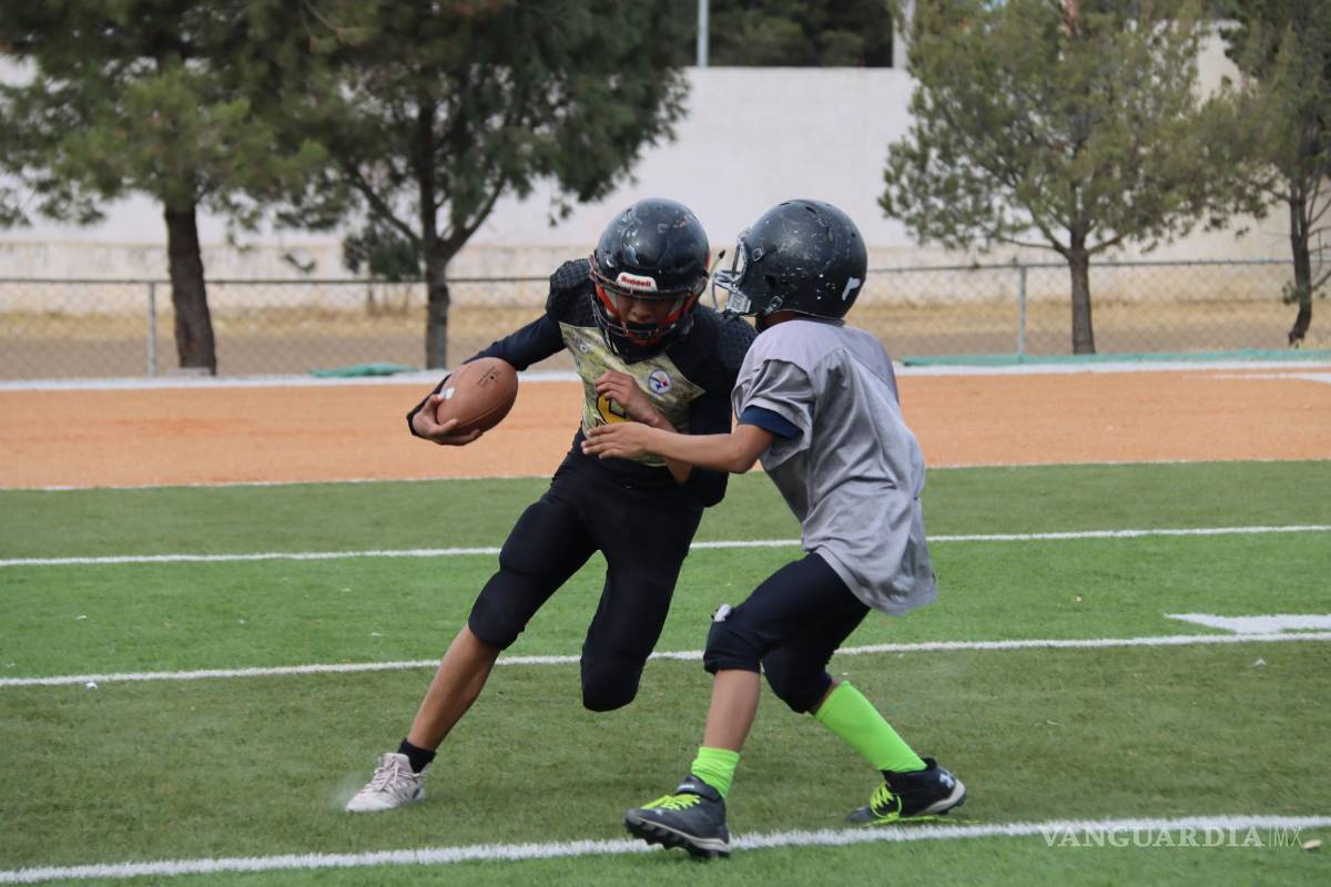$!Steel Ducks se enfrenta contra los Lobos de en el estadio Jorge Castro Medina a partir de las 15:30 horas, este jueves.