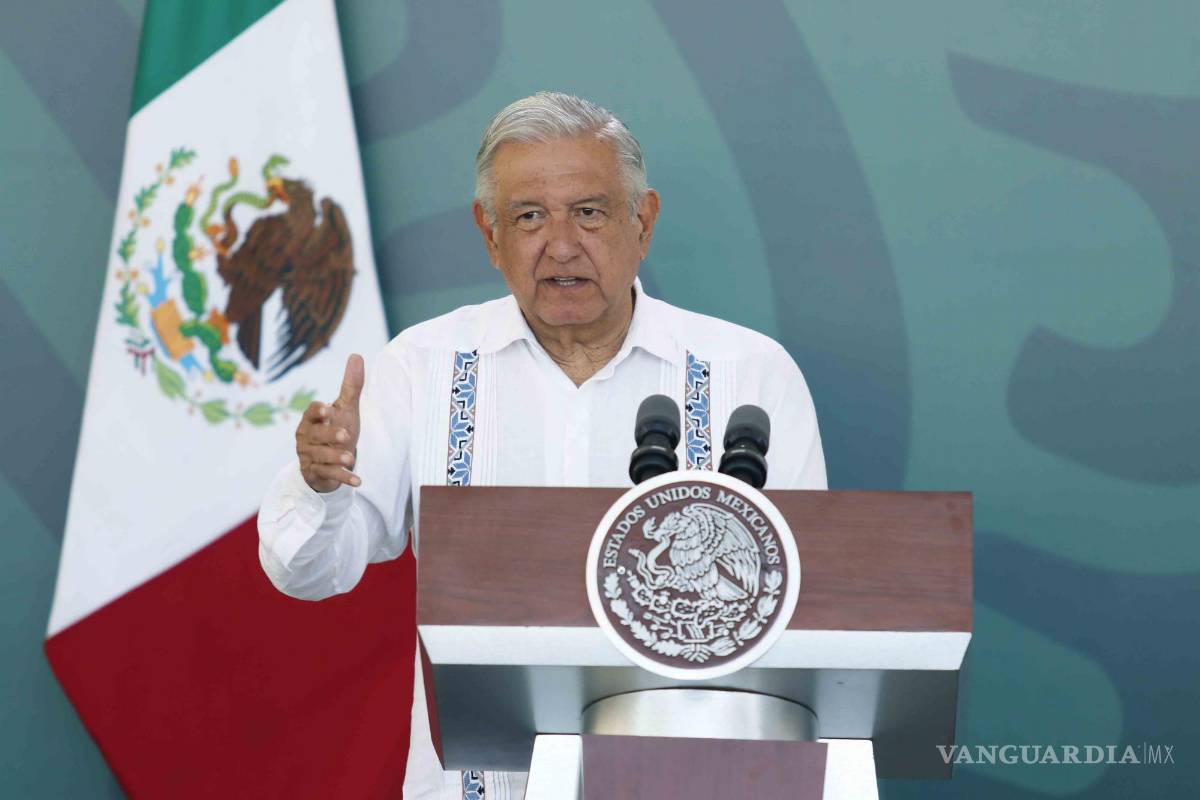 Anuncia AMLO que giras serán “privadas” por veda; clama por colocación de más casillas para consulta