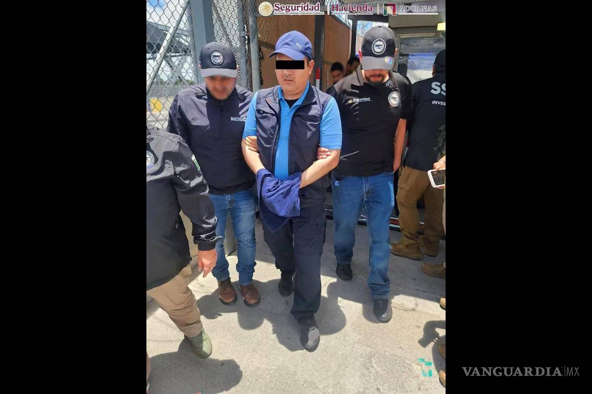 $!EU entrega a México a funcionario de Aduanas buscado por presuntos vínculos con delincuencia organizada
