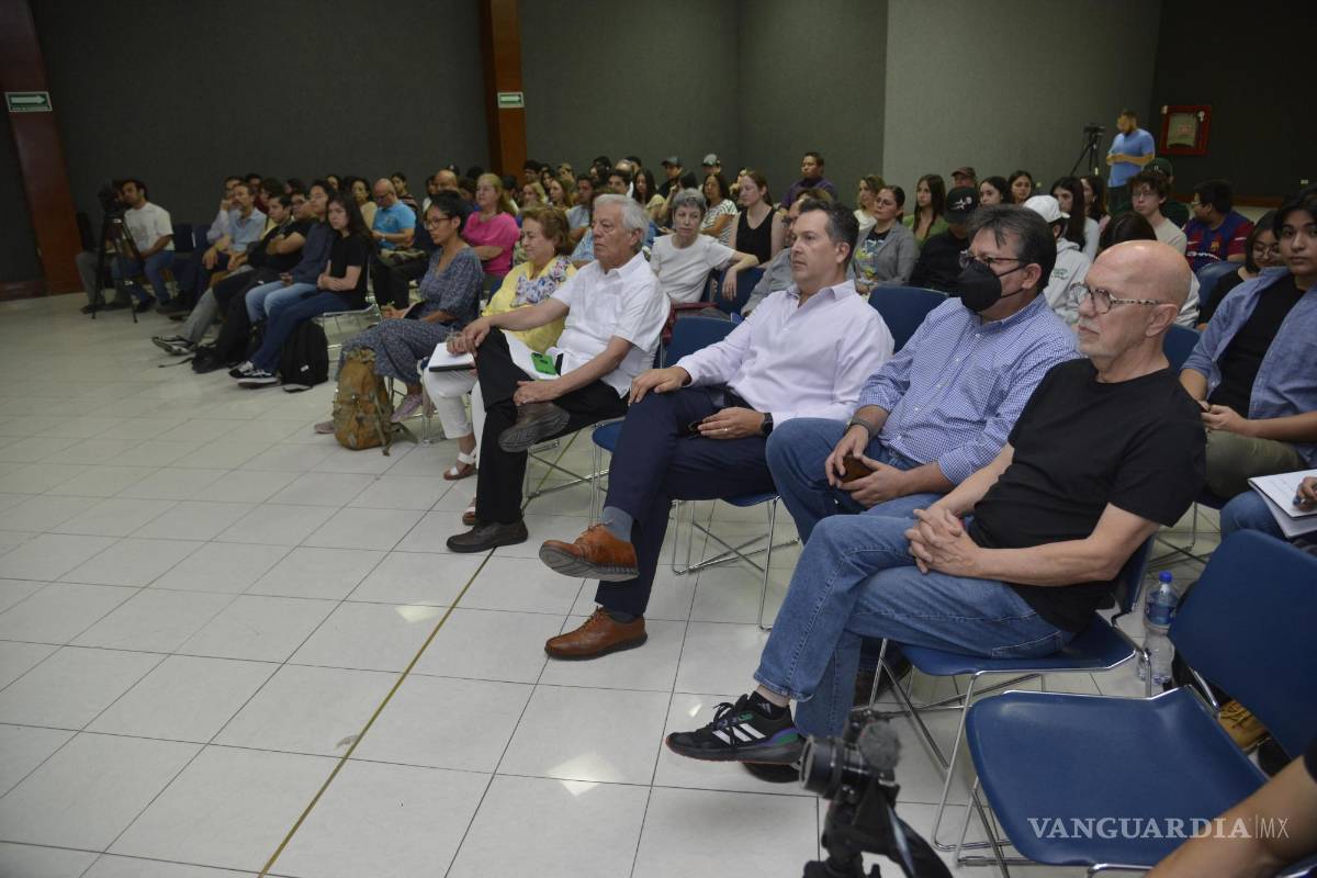 $!El académico planteó dilemas éticos sobre los derechos y responsabilidades de sistemas de IA que podrían actuar de manera autónoma.