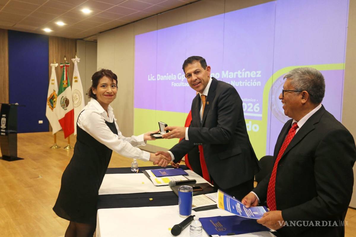 $!La medalla honra la memoria del ilustre académico Mariano Narváez González.