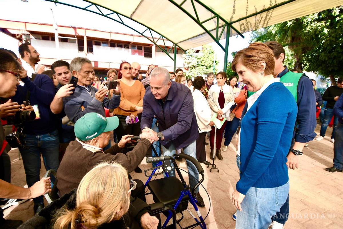 $!Personas en situación vulnerable reciben aparatos de movilidad, mejorando su independencia y calidad de vida.