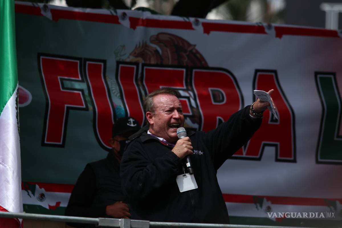 La 4T vigila a miembros del Frenaaa con el CNI