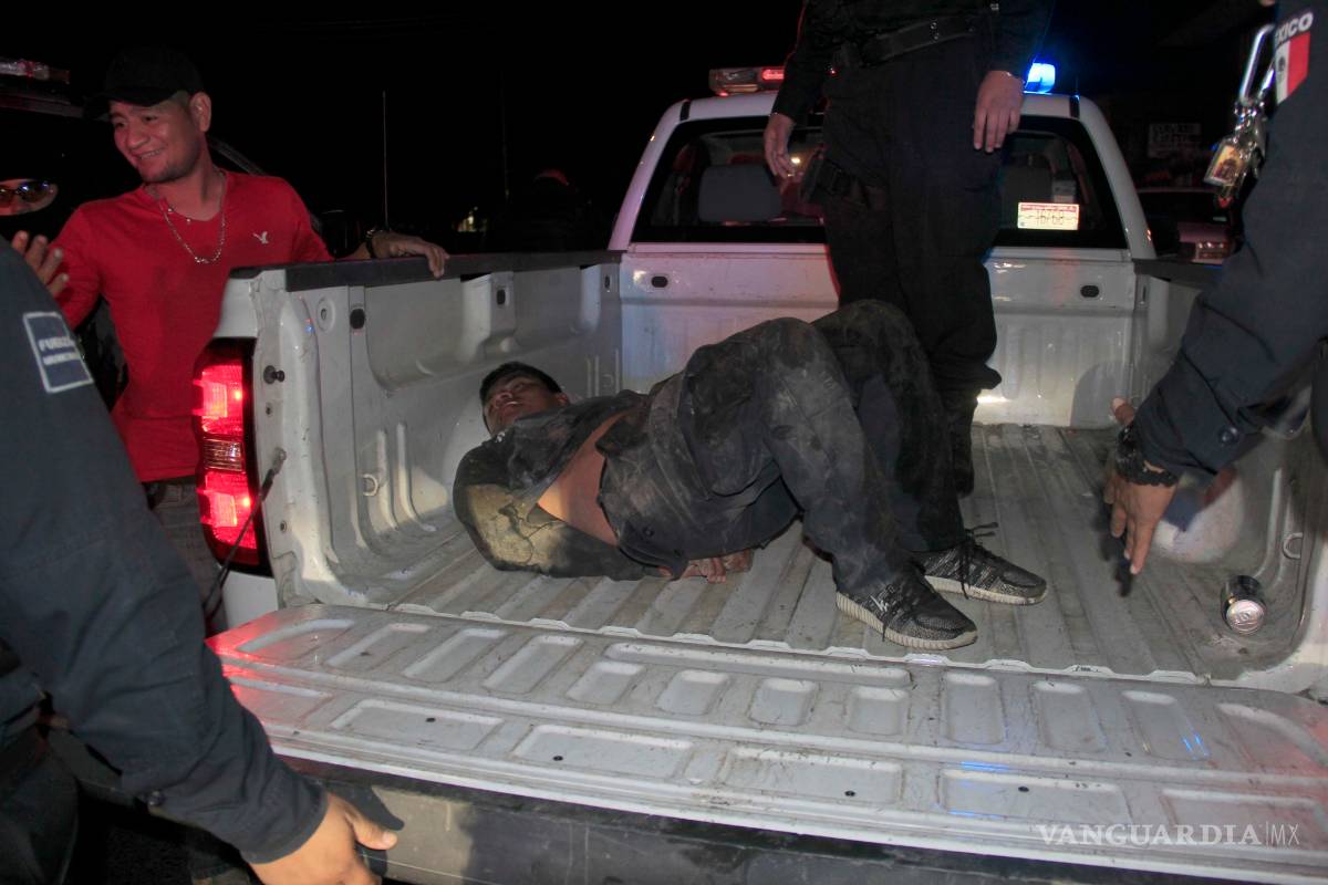 Policía de Saltillo detiene a ladrón de camioneta
