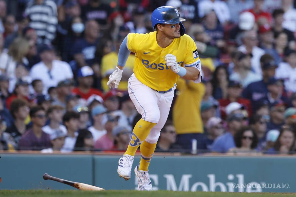 Boston se mantiene en la pelea