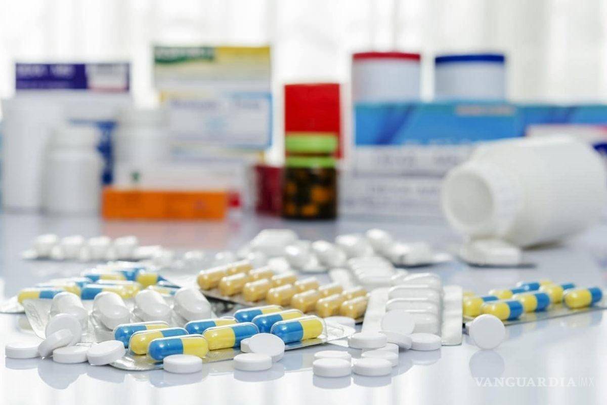 Alerta Cofepris por venta ilegal de 12 medicamentos en plataformas digitales