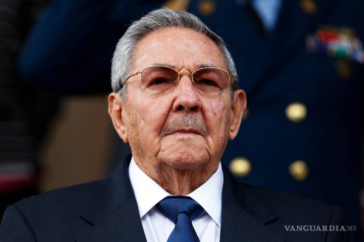 Ponen fecha para relevo de Raúl Castro