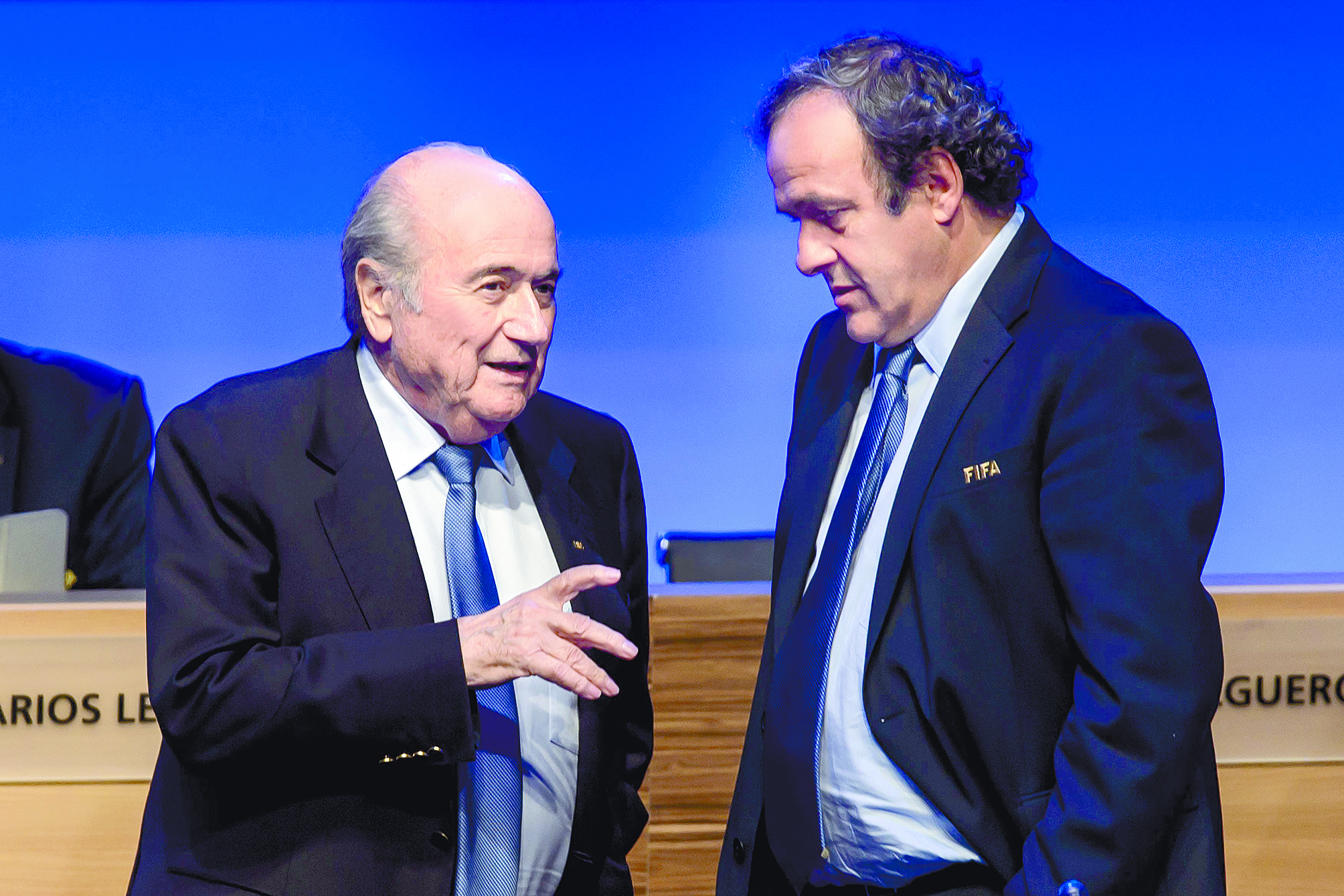 Blatter y Platini, dañinos para el fútbol