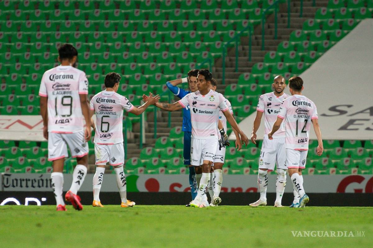 Santos sigue en la pelea por un boleto