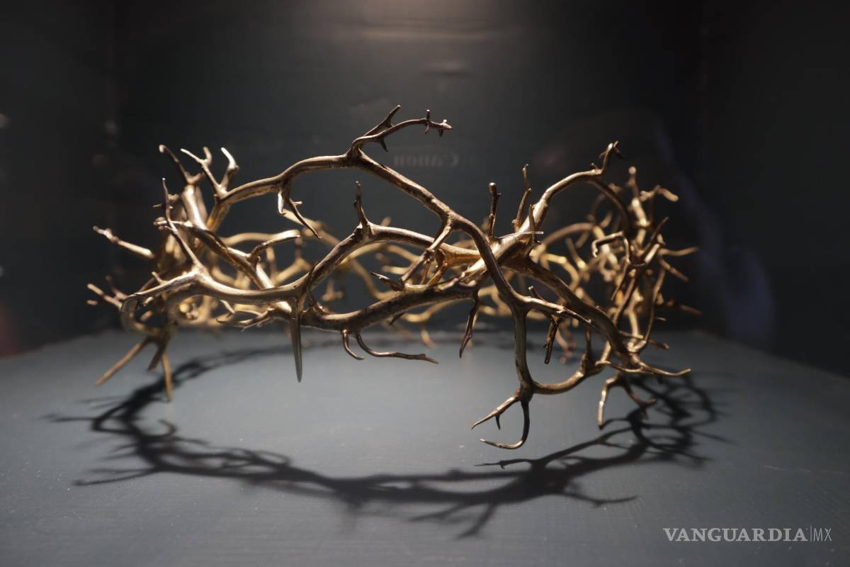 Exponen colección de Arte Sacro en Casa Purcell