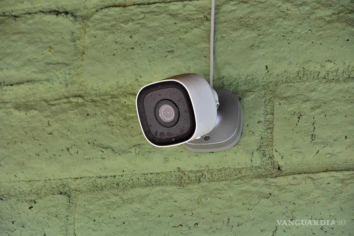 ¿Tendrás que pagar una multa millonaria por tener cámaras de seguridad en casa? Lo explicamos