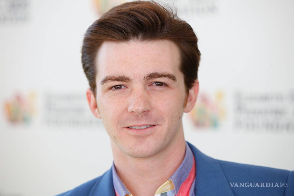 Arrestan a Drake Bell por conducir ebrio