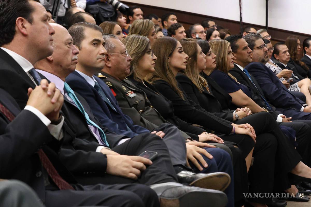 $!Autoridades estatales y legislativas presenciaron el inicio de la nueva etapa en el Tribunal Superior de Justicia.