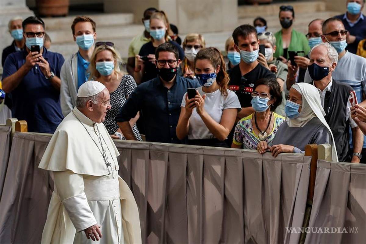 Seis meses después el papa Francisco celebra su primera audiencia pública