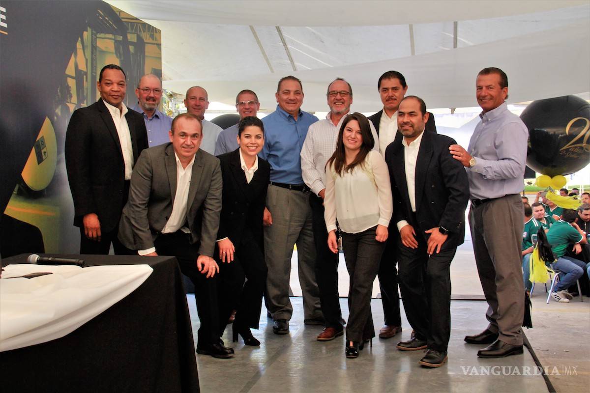 $!Celebración del Vigésimo Aniversario de la empresa Hyster-Yale Group, presidida por Edmundo Morales Gerente de la planta