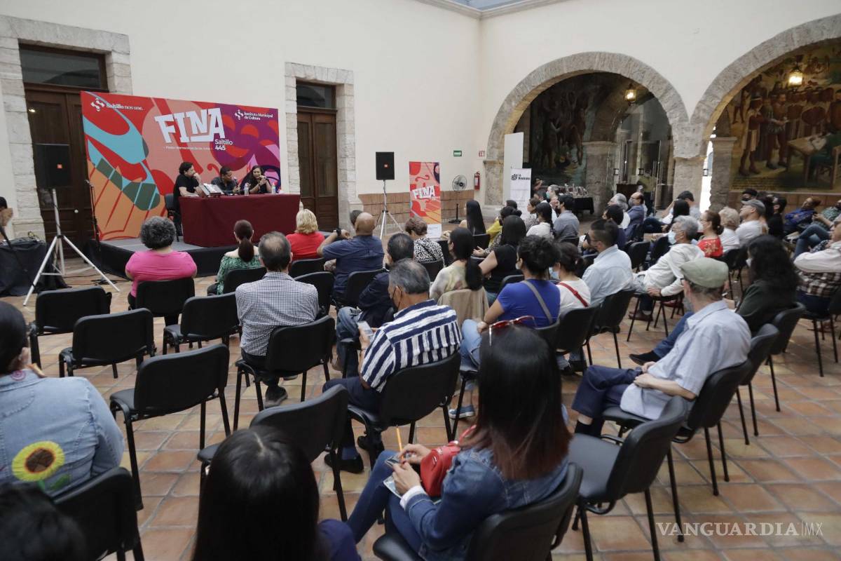 $!Charlan sobre el valor y riqueza de la crónica en la FINA 445