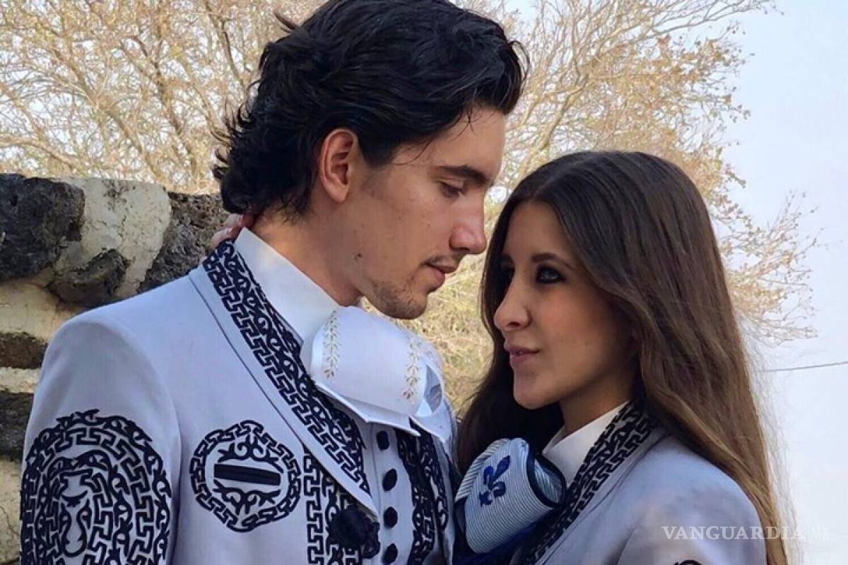 ¡Siguen las bodas en la familia Fernández! Alex Fernández Jr. se compromete con su novia Alexia Hernández
