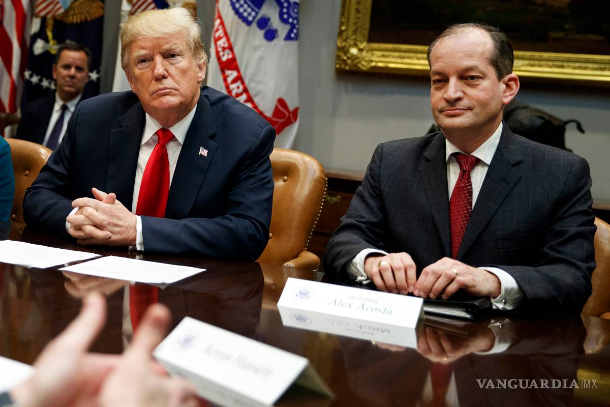 Alex Acosta, secretario del Trabajo y ex fiscal en Florida, permitió a Epstein evadir una larga condena de cárcel