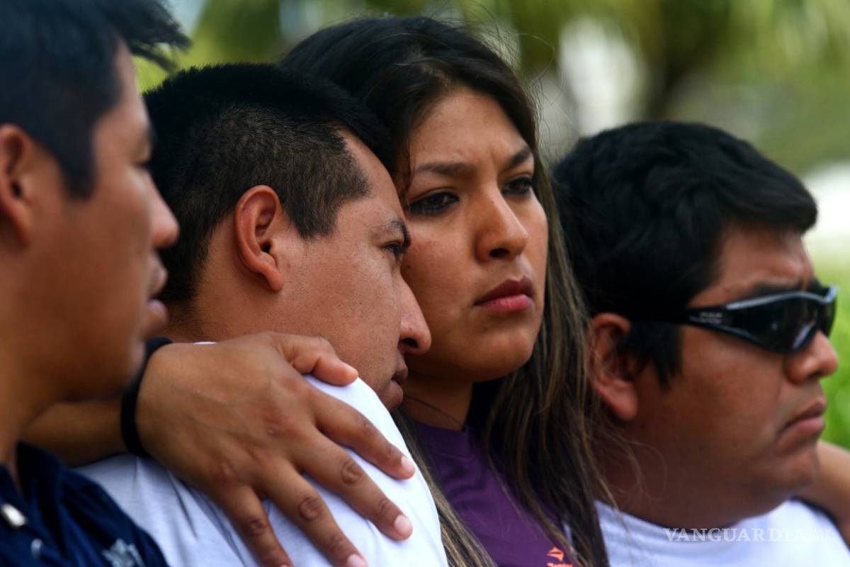 Sin esperanzas, Argentina deja de busca sobrevivientes del submarino