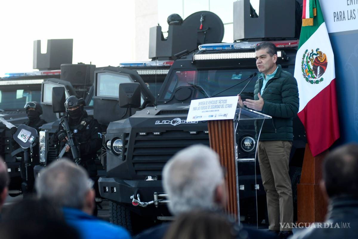 $!Entrega Miguel Riquelme 10 unidades tácticas a las fuerzas de seguridad en Coahuila