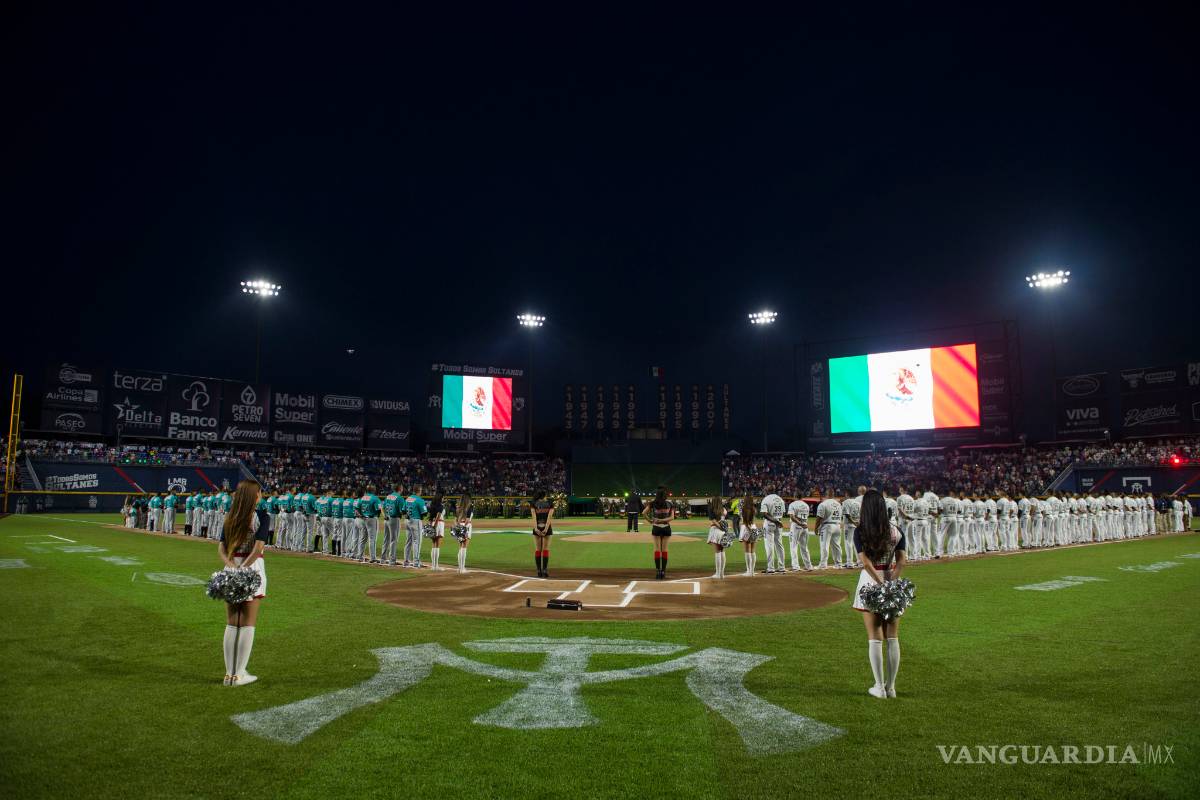 $!Saraperos no se levanta y cae ante Sultanes