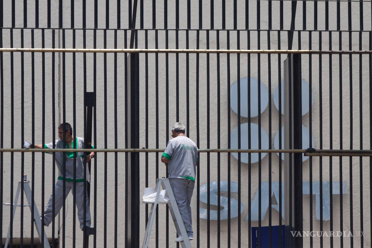 Recorta SAT 3 mil plazas en lo que va de la era de AMLO