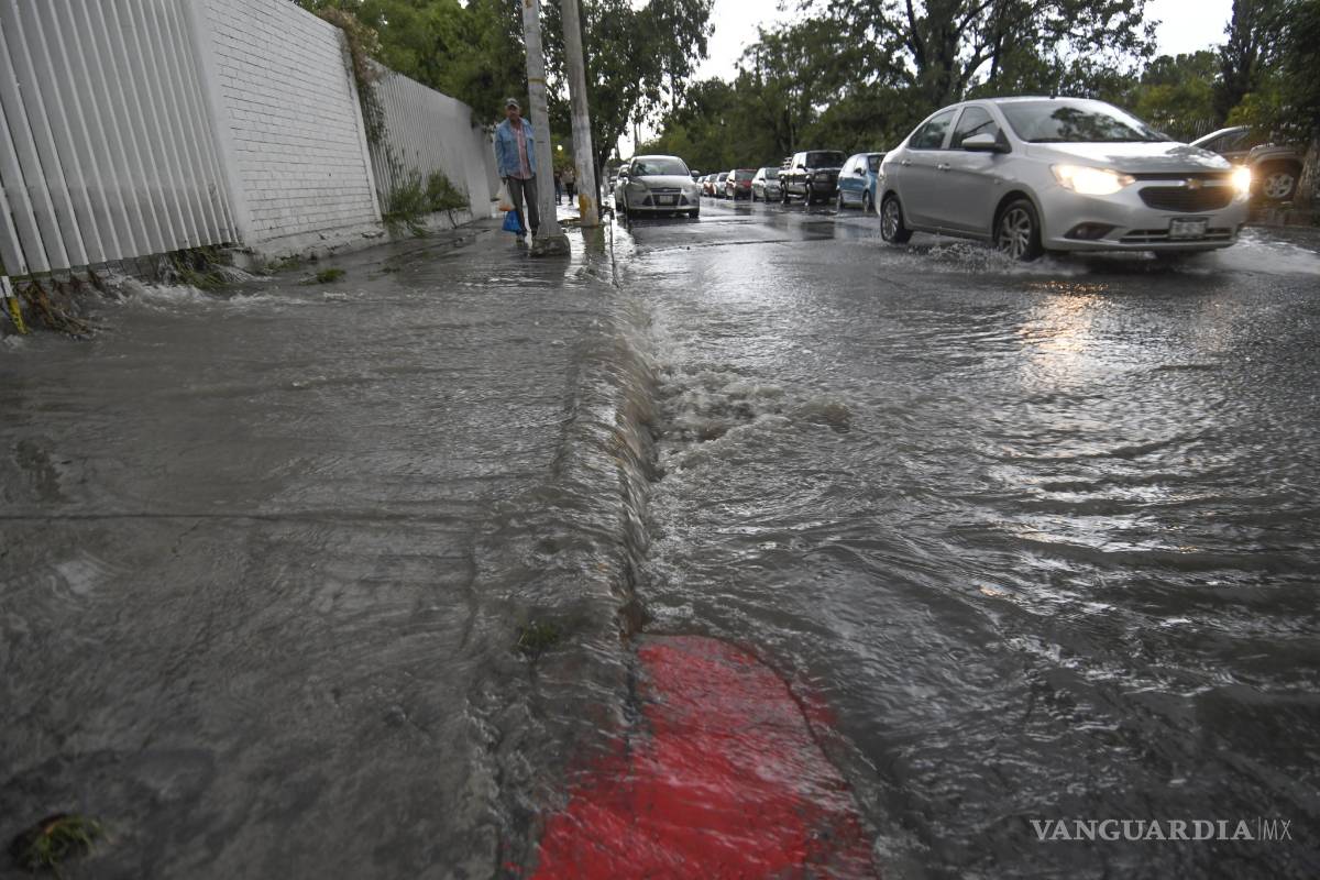 Aseguran que la razón de las inundaciones en Saltillo son los proyectos que alteran los cauces pluviales naturales