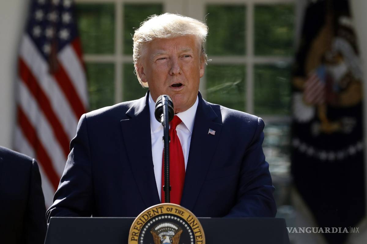 Jueza ordena a Trump pagar 2 mdd por malversación de fondos de su organización caritativa y firma acuerdo para cerrarla