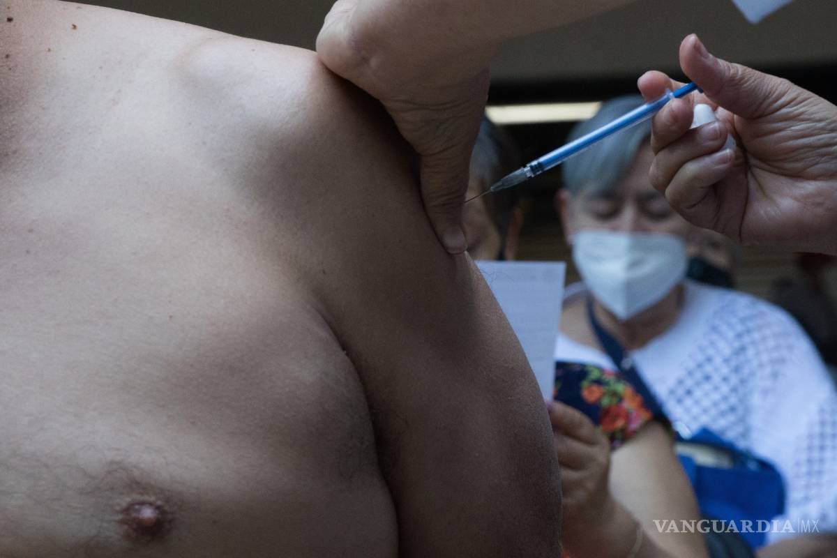 Seguirá México aplicando dosis de AstraZeneca