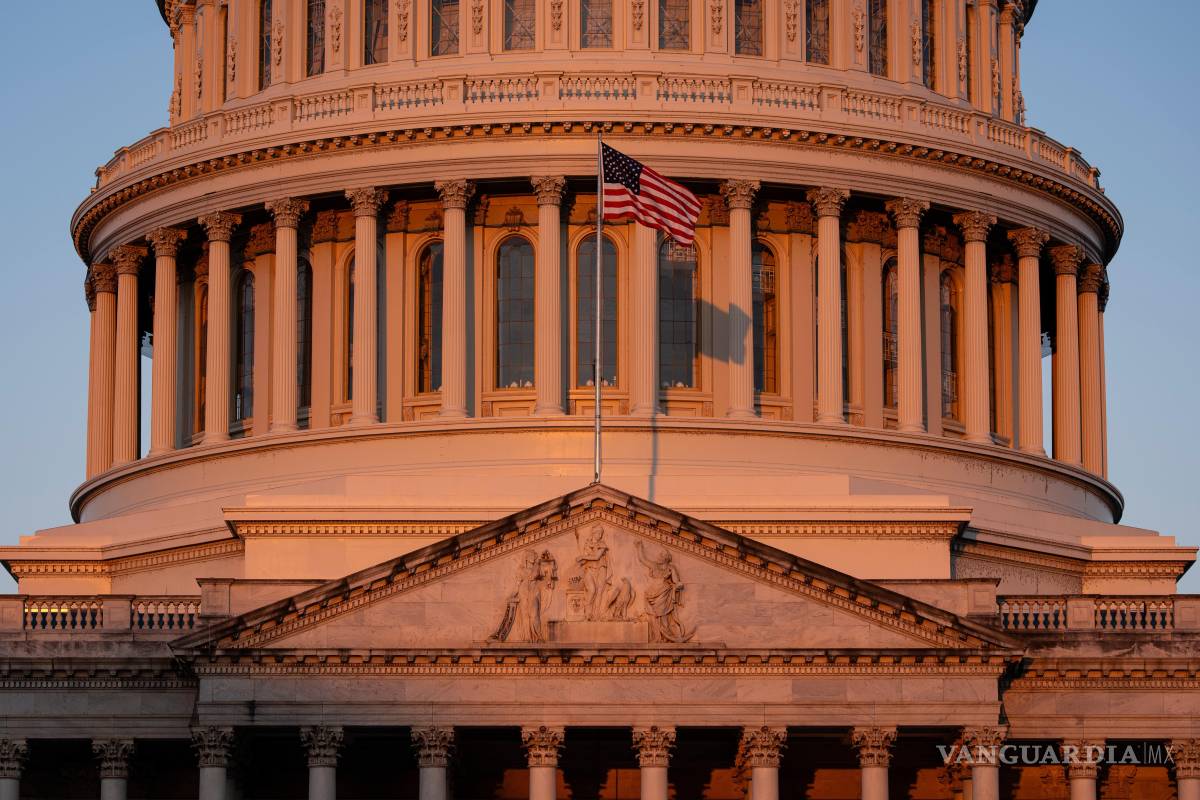 Empleados suspendidos por cierre de Gobierno no recibirán pagos retroactivos automáticos