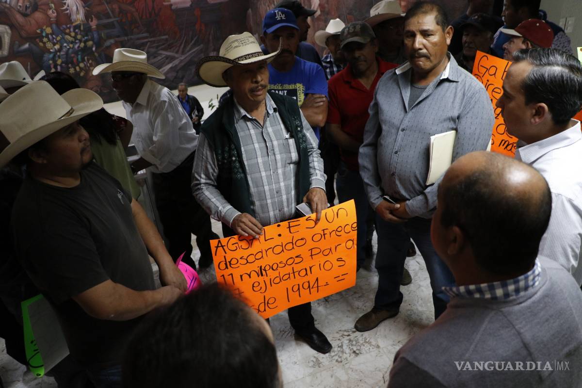 $!Ejidatarios de Jagüey de Ferniza protestan contra Agsal y piden apoyo a Manolo