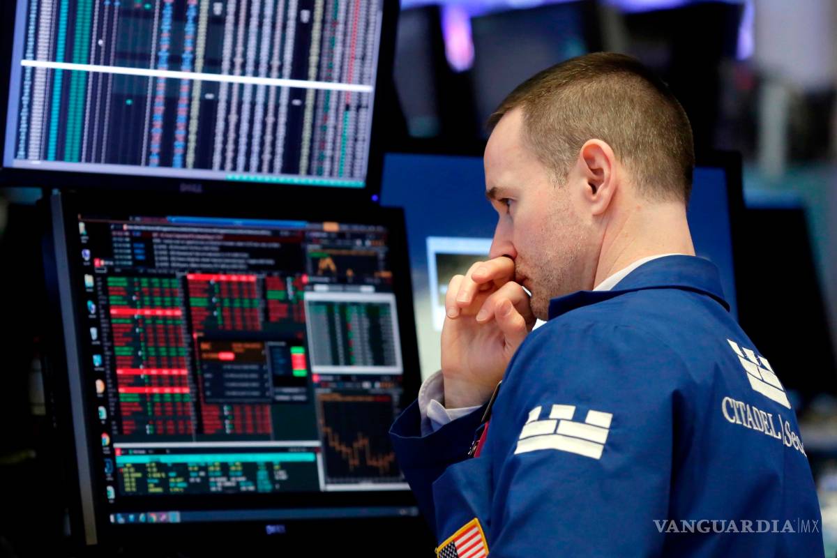 Descienden acciones en Wall Street por disputa EU-China