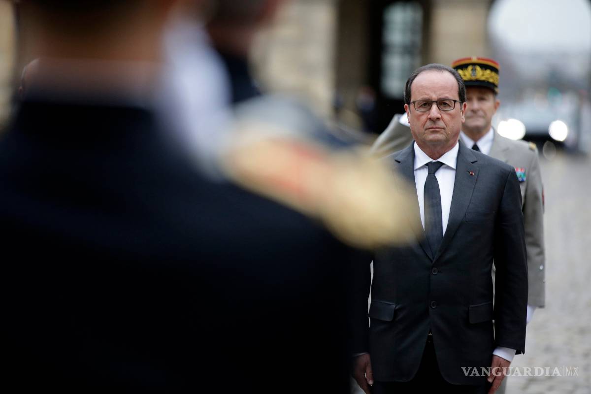 Hollande y Obama examinan su cooperación militar en Siria