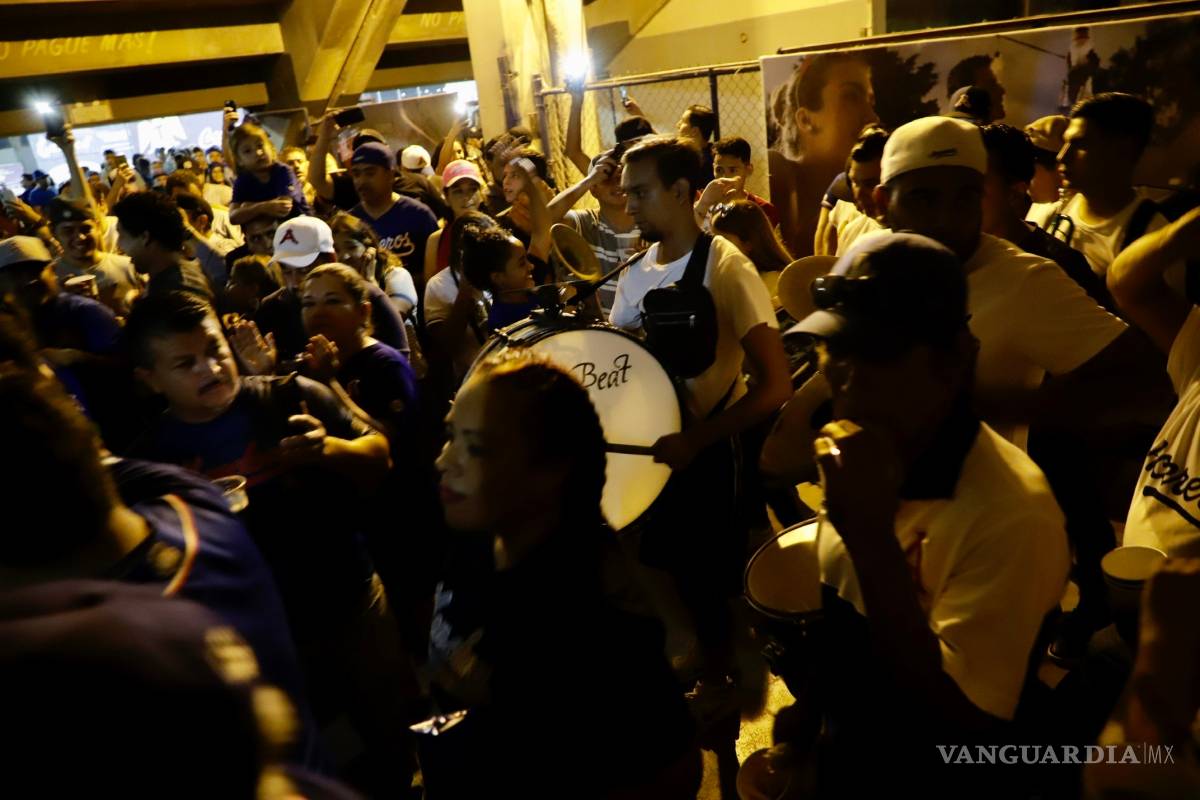 $!Acereros despierta y empareja la Serie del Rey