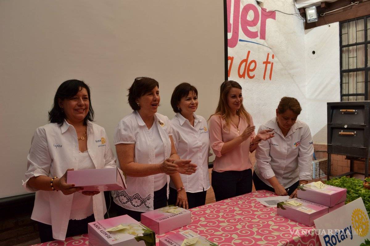 Imparte Municipio de Saltillo charla sobre solidaridad entre mujeres